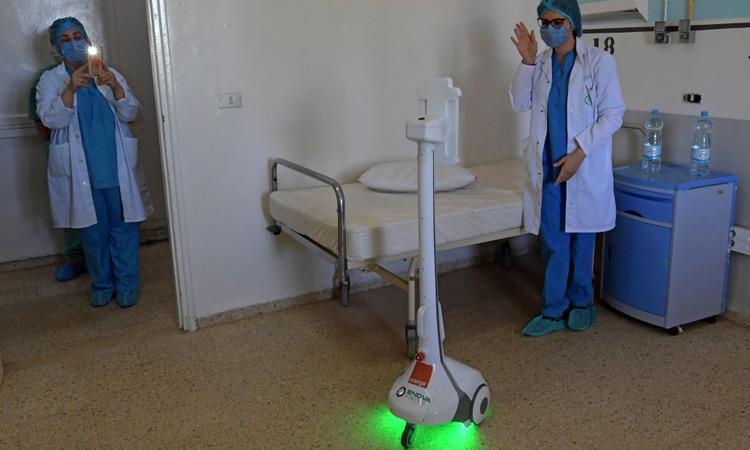 مراقبت روباتیک از بیماران کرونایی در تونس