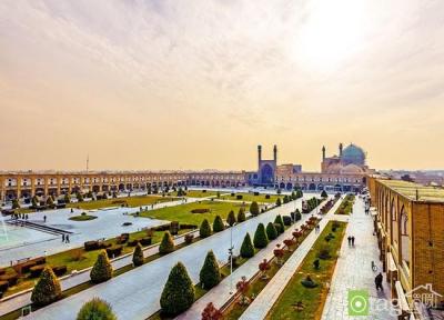 معماری شهرهای ایران و تفاوت معماری سنتی و مدرن شهرهای عظیم