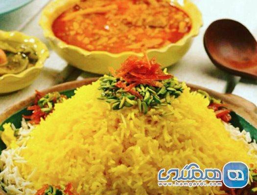 شکر پلو یکی از خوش طعم ترین غذاهای محلی شیراز به شمار می رود