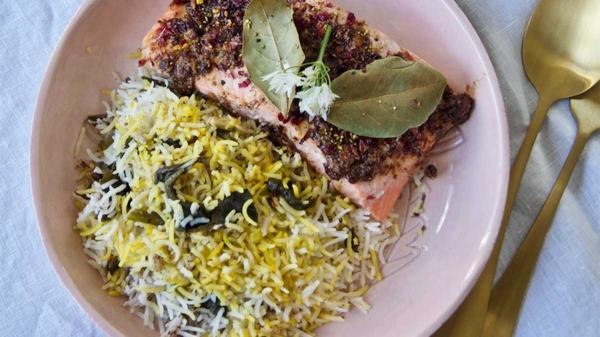 طرز تهیه والک پلو تهرانی؛ پلوی خوش عطر مخصوص بهار طرز تهیه والک پلو تهرانی؛ پلوی خوش عطر مخصوص بهار